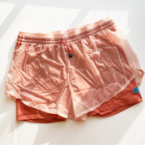 Nike Women's Icon Clash Tempo Luxe Mid-rise Running Shorts - Picture 7 of 7